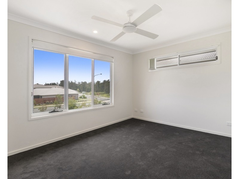 122/370 Gainsborough Drive, Pimpama QLD 4209