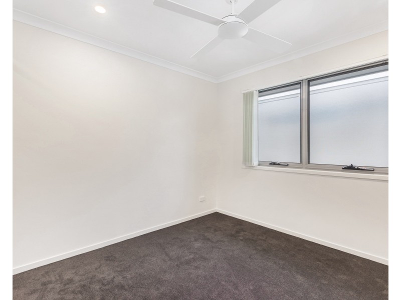 122/370 Gainsborough Drive, Pimpama QLD 4209