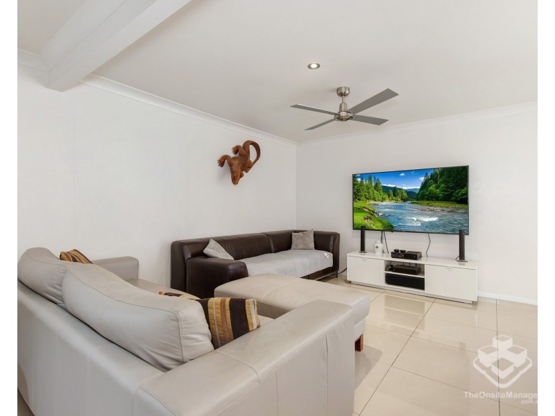3 Bathurst Court, Helensvale QLD 4212