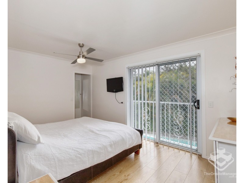 3 Bathurst Court, Helensvale QLD 4212