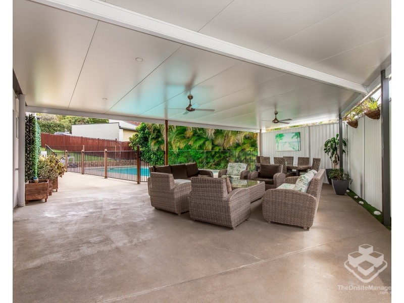 3 Bathurst Court, Helensvale QLD 4212