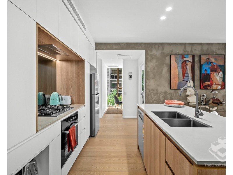 ID:21196320/21 Longland Street, Newstead QLD 4006