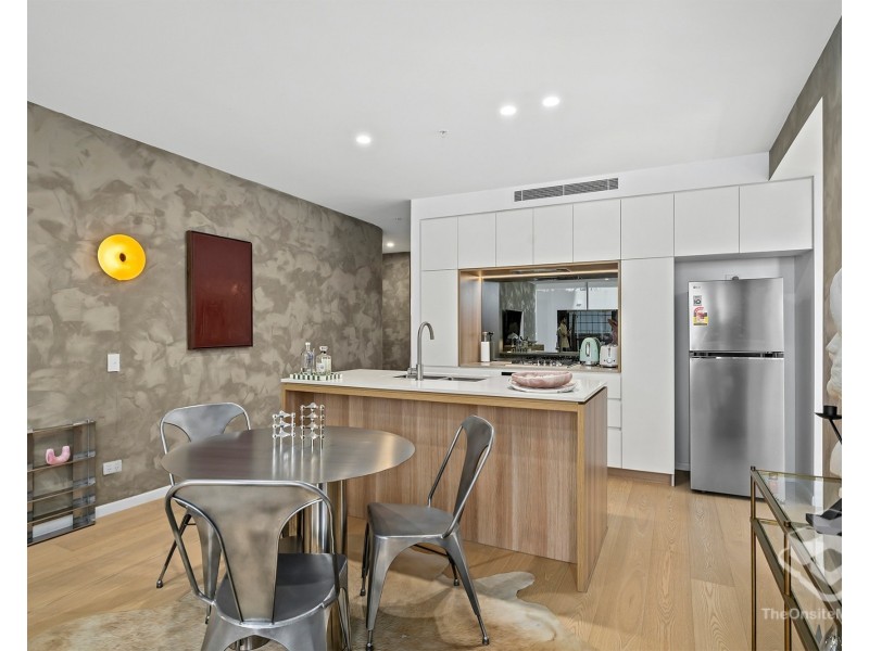 ID:21196320/21 Longland Street, Newstead QLD 4006