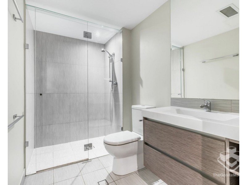 U4/123 Barrack Road, Cannon Hill QLD 4170
