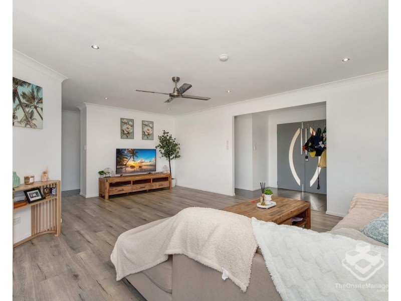 18 Mataranka Drive, Worongary QLD 4213