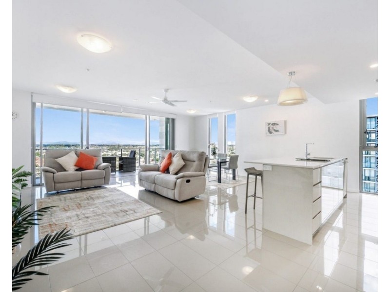 ID:21196485/378 Marine Parade, Labrador QLD 4215