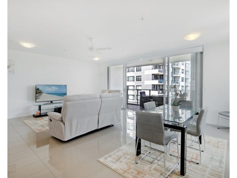 ID:21196485/378 Marine Parade, Labrador QLD 4215