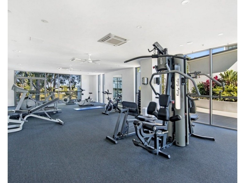 ID:21196485/378 Marine Parade, Labrador QLD 4215