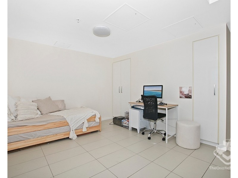 ID:21196625/2 Harbour Road, Hamilton QLD 4007