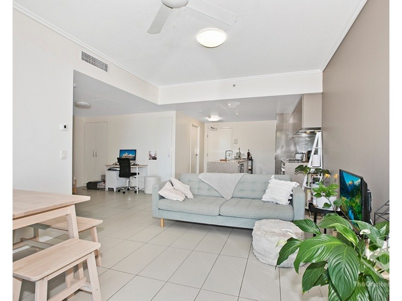ID:21196625/2 Harbour Road, Hamilton QLD 4007
