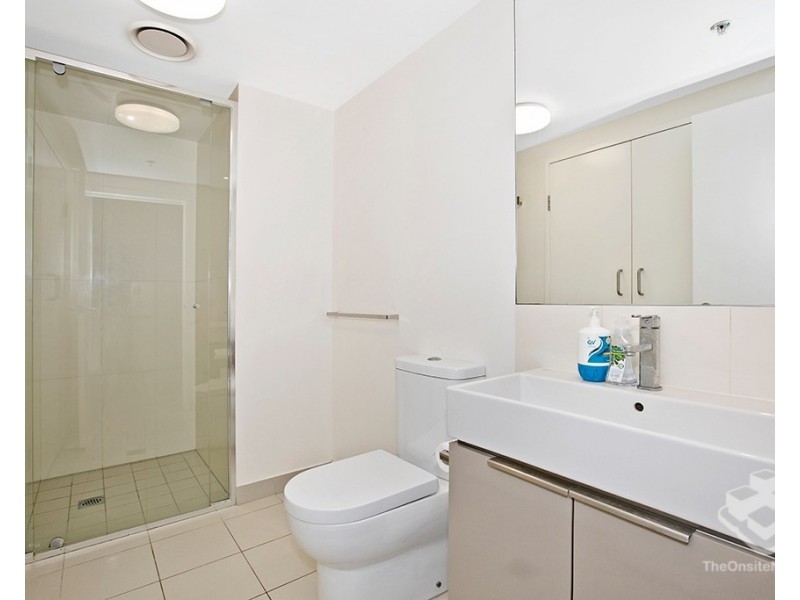 ID:21196625/2 Harbour Road, Hamilton QLD 4007