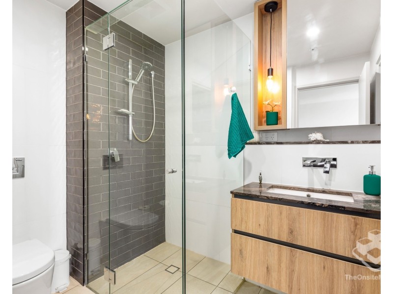 1 Bedroom/27 Commercial Road, Newstead QLD 4006