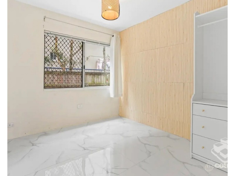 1/516 Marine Parade, Biggera Waters QLD 4216