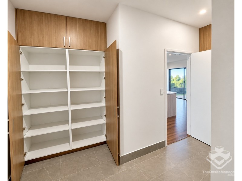 ID:21196740/2 Lyra Avenue, Hope Island QLD 4212