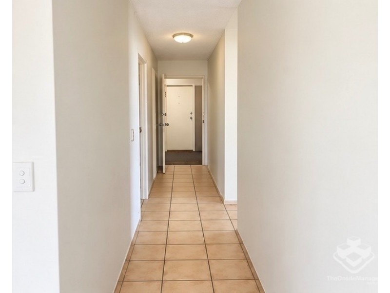 1/69 Old Burleigh Road, Broadbeach QLD 4218