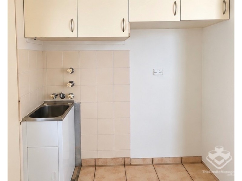 1/69 Old Burleigh Road, Broadbeach QLD 4218