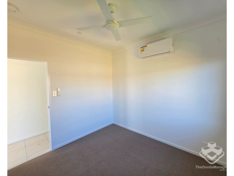 48 Flannery Ter, Park Ridge QLD 4125