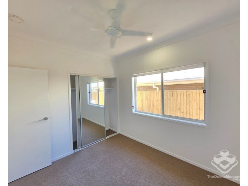 48 Flannery Ter, Park Ridge QLD 4125