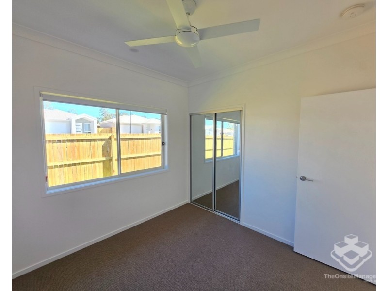 48 Flannery Ter, Park Ridge QLD 4125