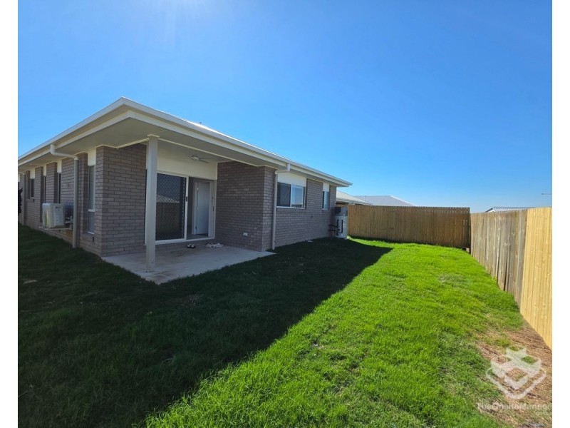 48 Flannery Ter, Park Ridge QLD 4125