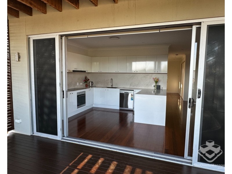 62 Olsen Crescent, Wakerley QLD 4154