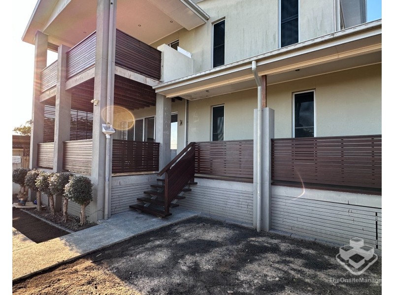 62 Olsen Crescent, Wakerley QLD 4154