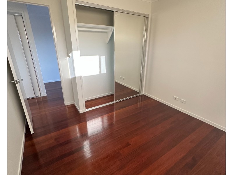 62 Olsen Crescent, Wakerley QLD 4154