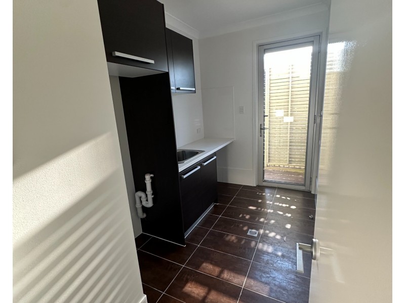 62 Olsen Crescent, Wakerley QLD 4154