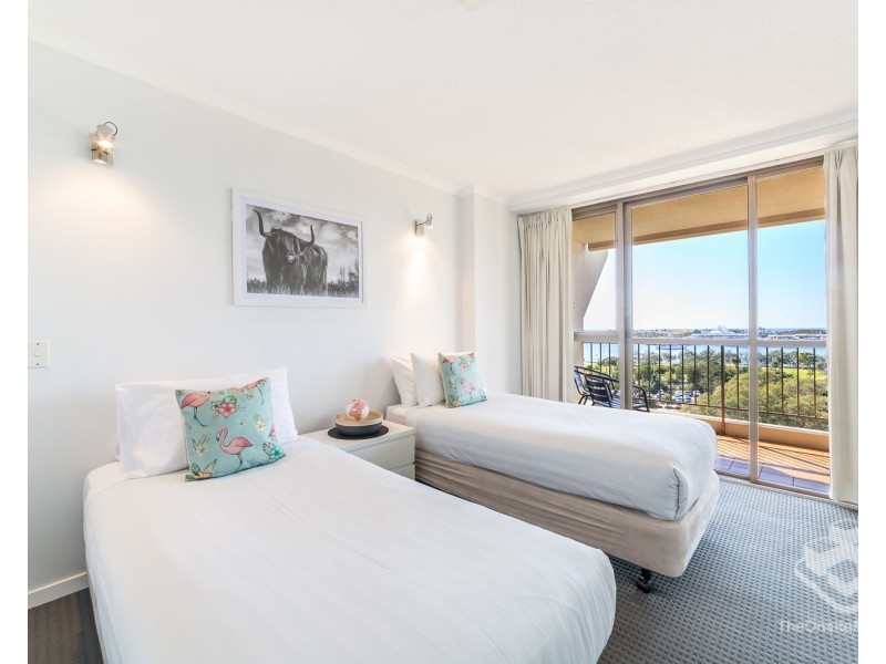 ID:21196840/10 Marine Parade, Southport QLD 4215