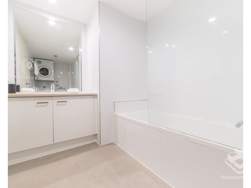 ID:21196840/10 Marine Parade, Southport QLD 4215