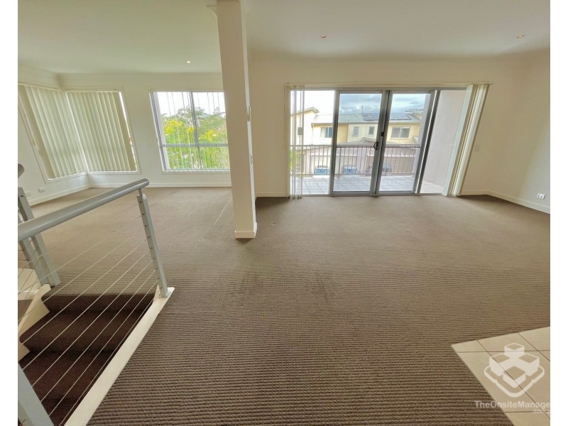 ID:21196865/19 Carina Peak Drive, Varsity Lakes QLD 4227