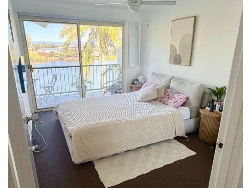 ID:21196905/7-9 Santa Cruz Boulevard, Clear Island Waters QLD 4226