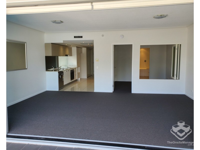 203/30-32 Paradise Island, Surfers Paradise QLD 4217