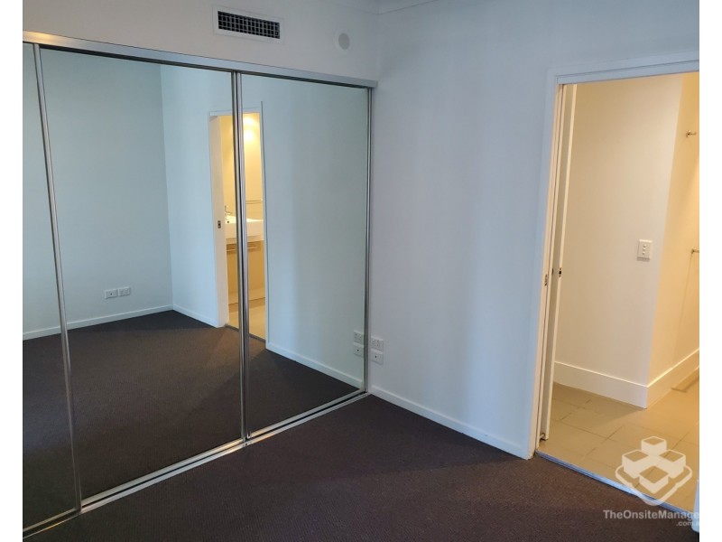 203/30-32 Paradise Island, Surfers Paradise QLD 4217