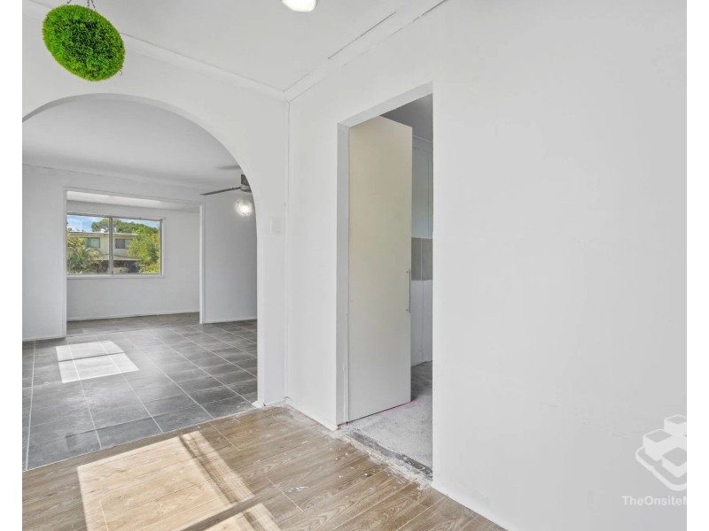 9 Bambil Street, Crestmead QLD 4132