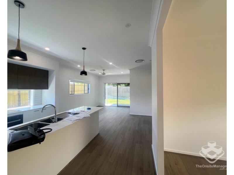 43 Barbeth Road, Greenbank QLD 4124