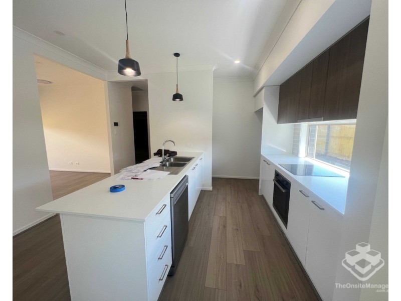 43 Barbeth Road, Greenbank QLD 4124