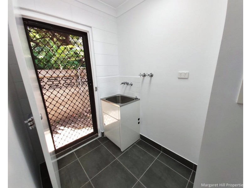 ID:21197040/77 Queens Road, Hermit Park QLD 4812