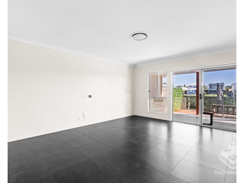 80 North Quay Circuit, Hope Island QLD 4212