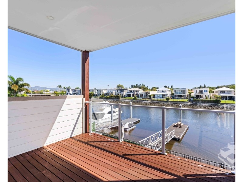 80 North Quay Circuit, Hope Island QLD 4212