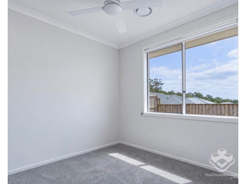 11 Watertower St, Park Ridge QLD 4125