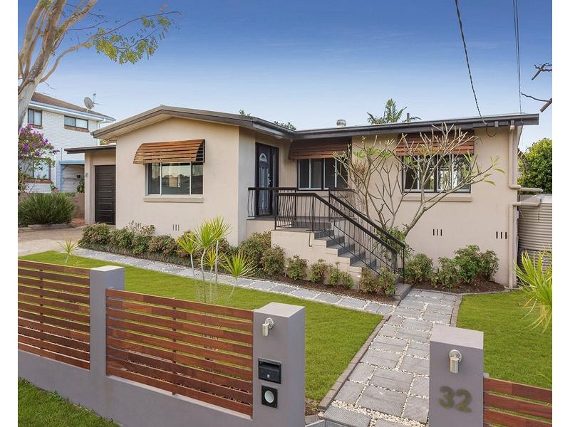 32 Trood Street, Macgregor QLD 4109