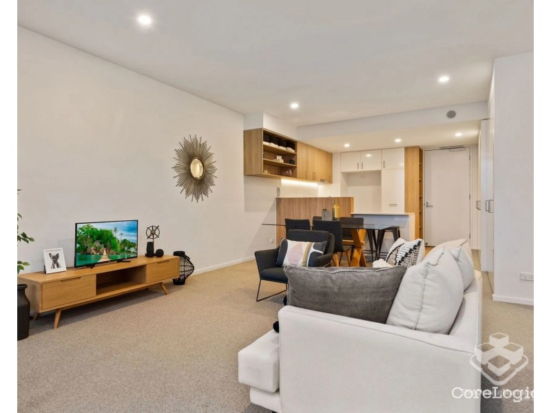 54 Lincoln Street, Greenslopes QLD 4120