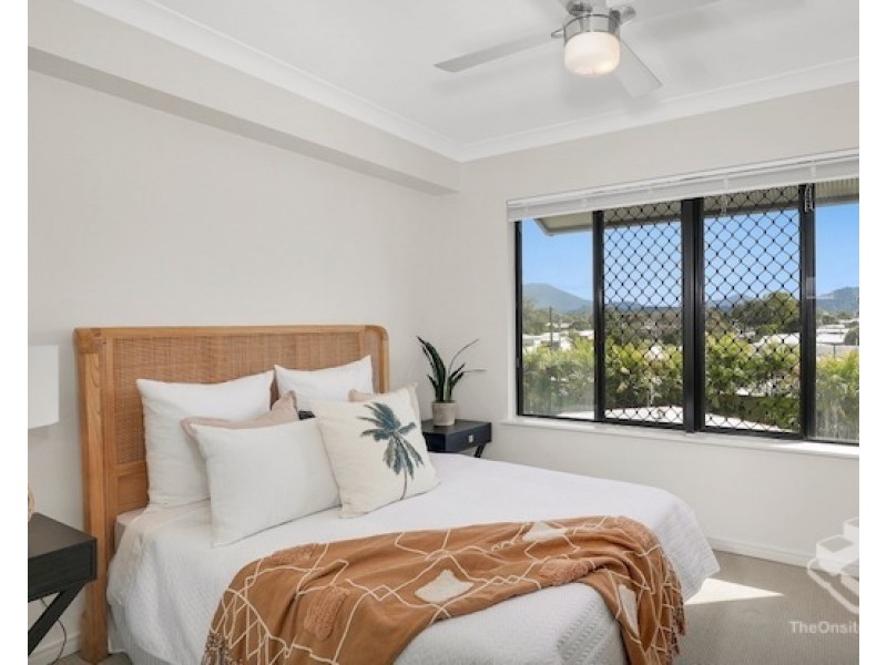 ID:21197240/240 Buchan Street, Westcourt QLD 4870
