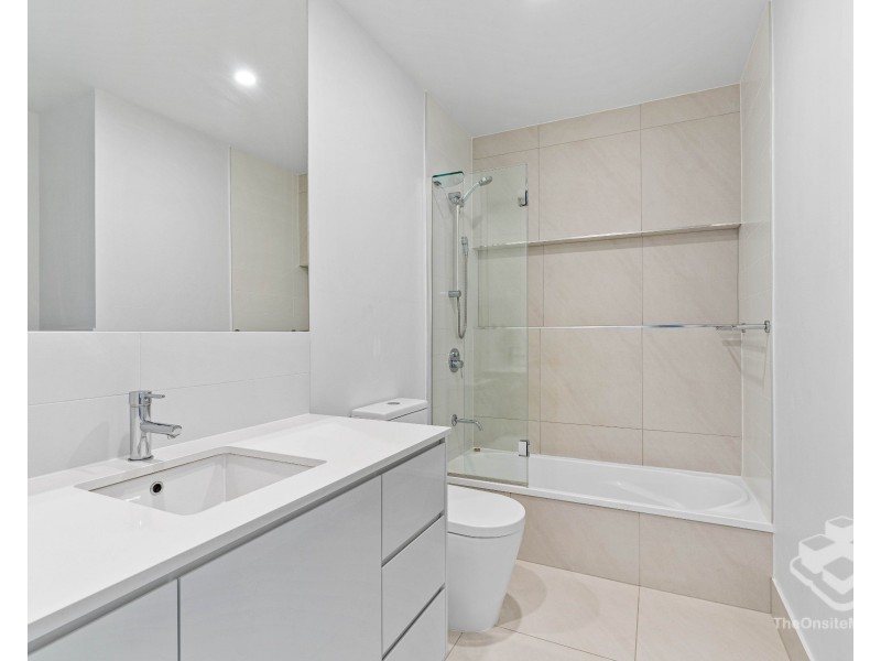 50/1 Vue Boulevard, Robina QLD 4226
