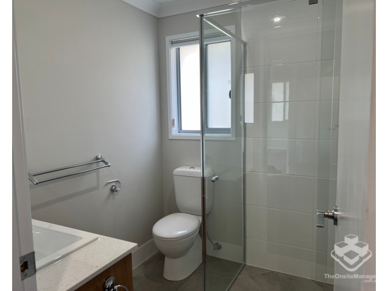 17 Eileen Ct, Logan Reserve QLD 4133