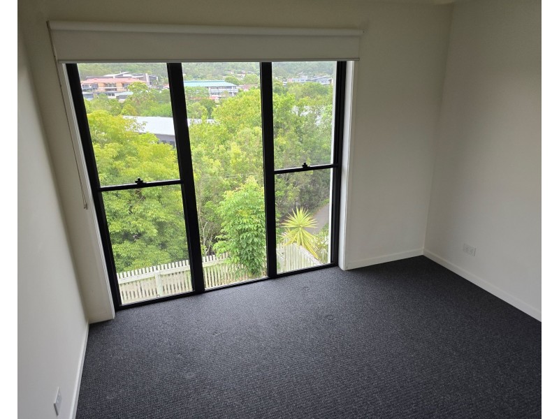 ID:21197470/18 Archipelago Street, Pacific Pines QLD 4211