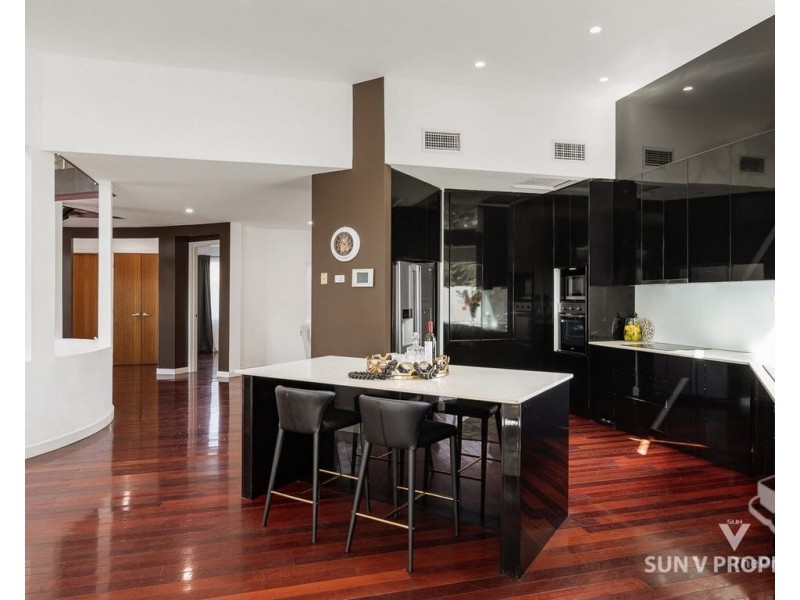 11 Selvage Street, Sunnybank QLD 4109