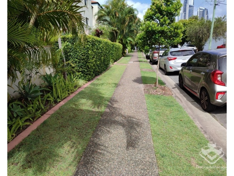 ID:21197560/7-13 Barranbali Street, Surfers Paradise QLD 4217