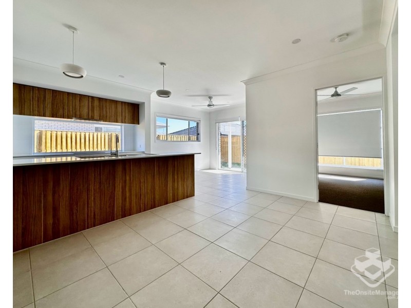 10 Lilly Pilly Street, Collingwood Park QLD 4301